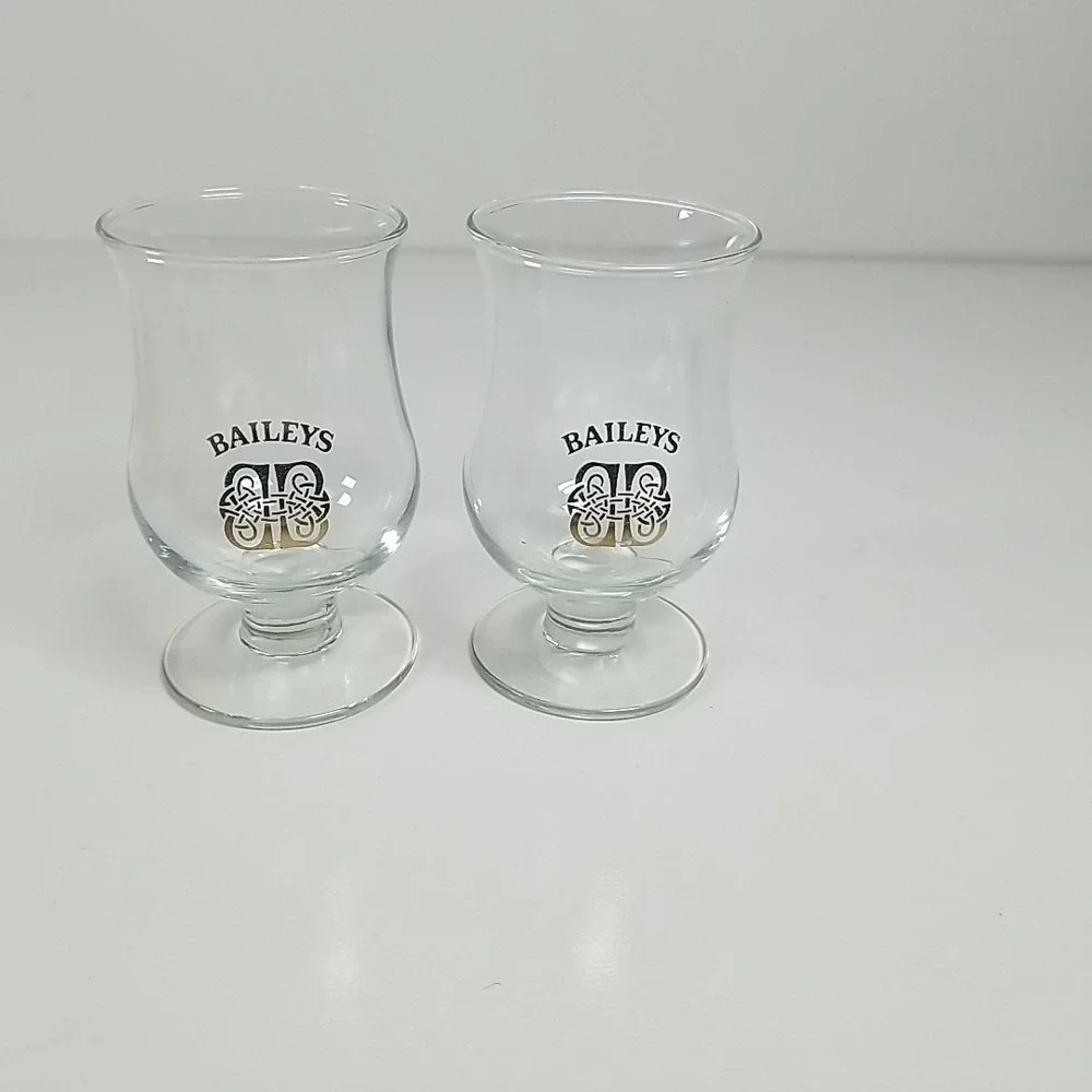 Vintage 2 Baileys Coffee On The Rocks Stemmed Glasses Shot Glasses Gold Script